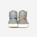 Air Jordan 1 Retro High Flyknit