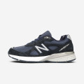 New Balance 990v4
