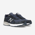 New Balance 990v4