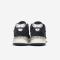 New Balance 990v4