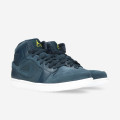 Air Jordan 1 Retro Mid