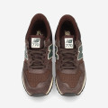 New Balance M770