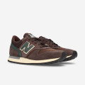New Balance M770