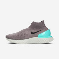 Nike Rise React Flyknit