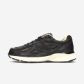 New Balance M990