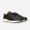 New Balance M990
