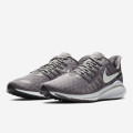 Nike Air Zoom Vomero 14