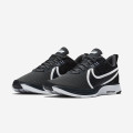 Nike Zoom Strike 2 W