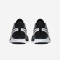 Nike Zoom Strike 2 W