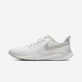 Nike Air Zoom Vomero 14