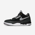 Air Jordan 3 Retro Tinker