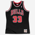 Scottie Pippen 1997-98 Swingman Jersey - Chicago Bulls