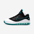 Nike LeBron VII “Red Carpet”