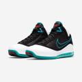 Nike LeBron VII “Red Carpet”