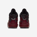 Nike LeBron VII Retro "Christmas"
