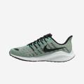 Nike Air Zoom Vomero 14