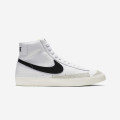Nike Blazer Mid '77 Vintage - BQ6806-100