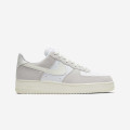 Nike Air Force 1 LV8