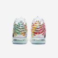 Nike LeBron 17 "Command Force"