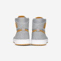 Air Jordan 1 Retro High Flyknit