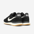 Nike Internationalist