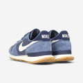 Nike Internationalist